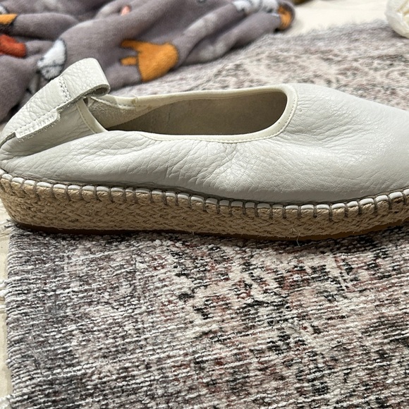 Cole Haan Cloudfeel Espadrilles Chalk White Leather Jute Flats Shoes Size 7 - Picture 3 of 7